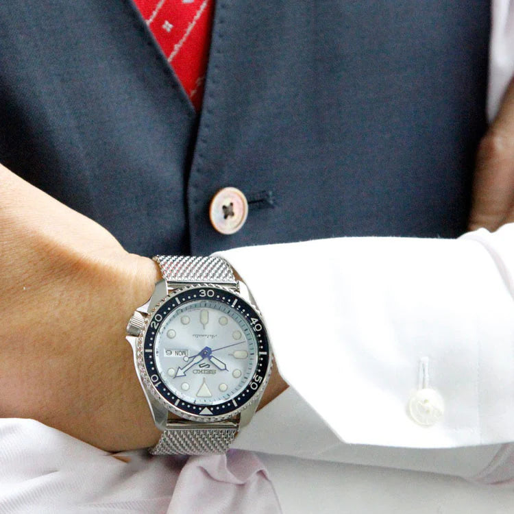 Seiko 5 Sports SRPE77K1