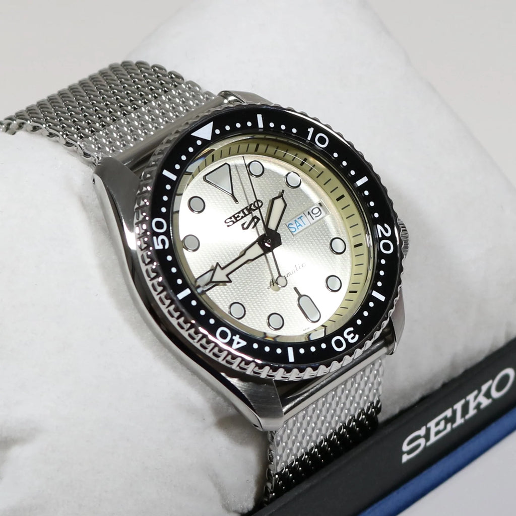 Seiko 5 Sports SRPE75K1