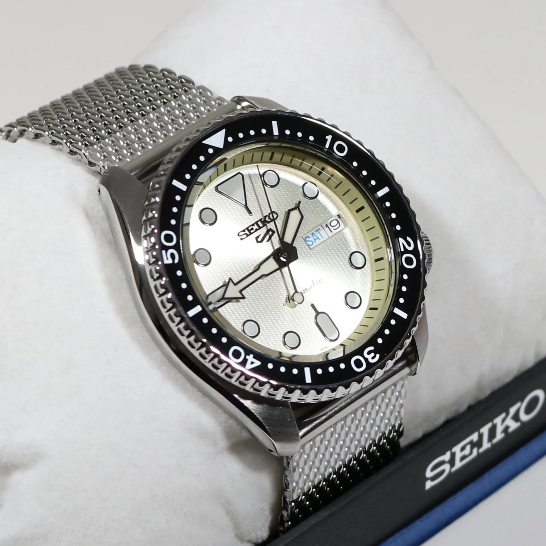 Seiko 5 Sports SRPE75K1